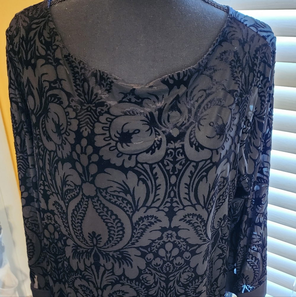 2X Charter Club Black burn-out top